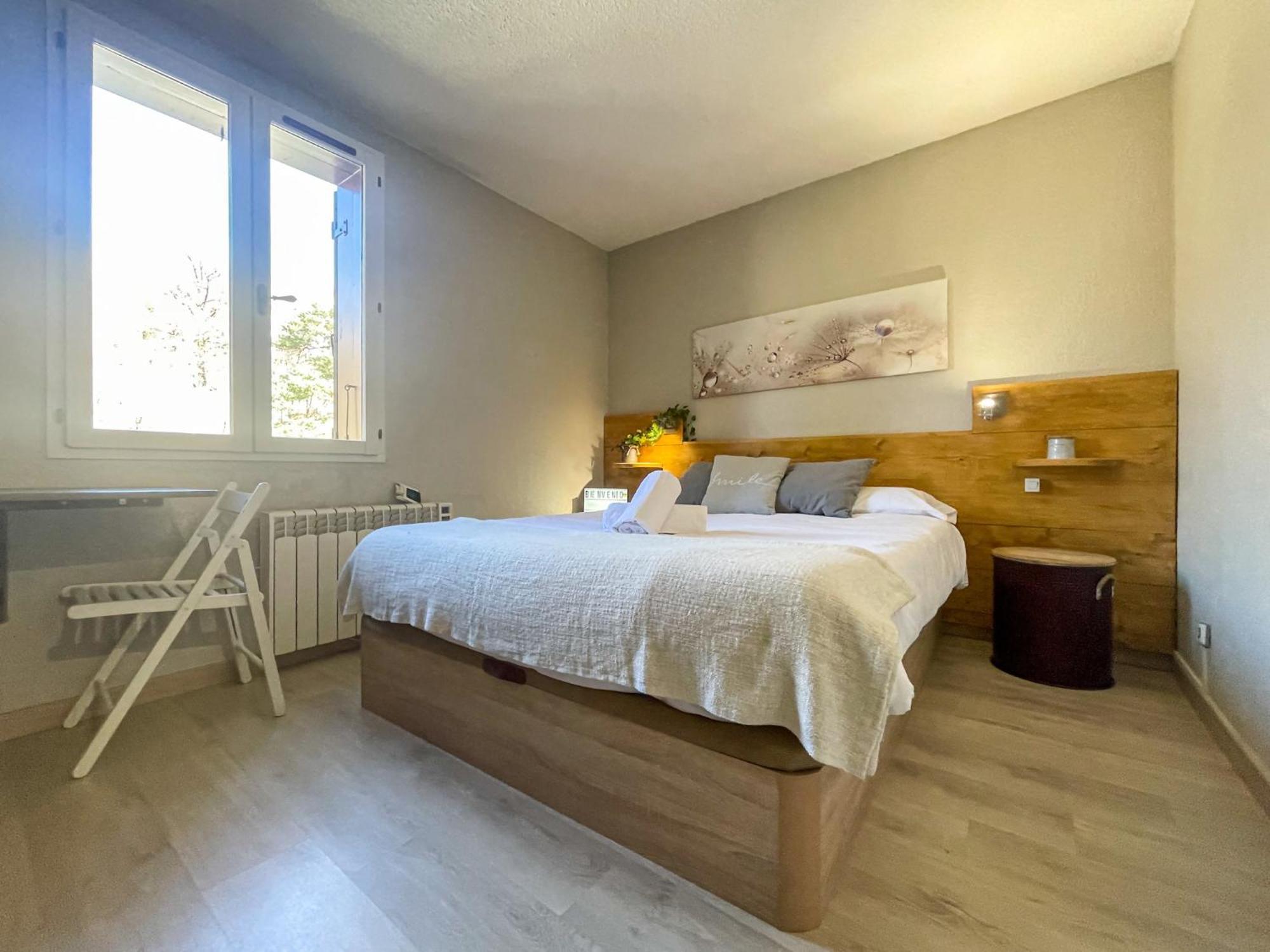 Apartamento Ideal Para Parejas En Enveitg エクステリア 写真